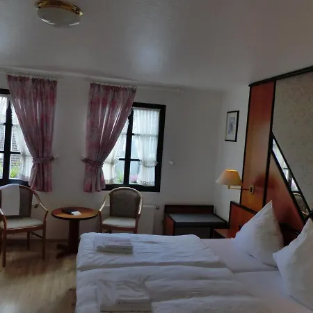 Zur Post Dabringhausen - Quiet Business Near Cologne And Dusseldorf Trade Fairs Wermelskirchen