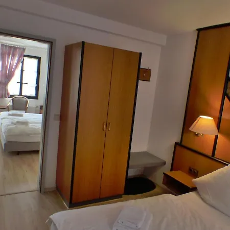 Zur Post Dabringhausen - Quiet Business Near Cologne And Dusseldorf Trade Fairs 3*