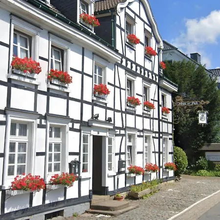 Zur Post Dabringhausen - Quiet Business Near Cologne And Dusseldorf Trade Fairs Hotel