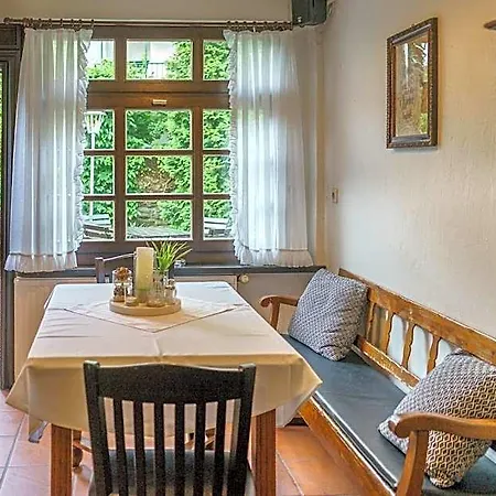 Hotel Zur Post Dabringhausen - Quiet Business Near Cologne And Dusseldorf Trade Fairs 3*
