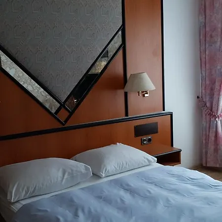 Zur Post Dabringhausen - Quiet Business Near Cologne And Dusseldorf Trade Fairs 3*