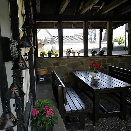 Zur Post Dabringhausen - Quiet Business Near Cologne And Dusseldorf Trade Fairs Wermelskirchen