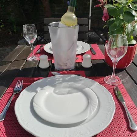 Zur Post Dabringhausen - Quiet Business Near Cologne And Dusseldorf Trade Fairs