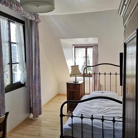 מלון Zur Post Dabringhausen - Quiet Business Near Cologne And Dusseldorf Trade Fairs 3*