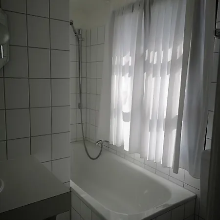 Otel Zur Post Dabringhausen