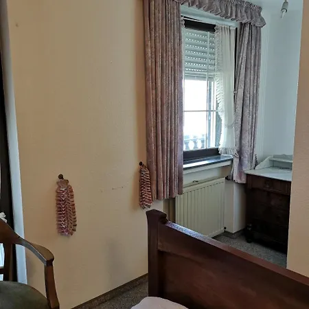 Zur Post Dabringhausen - Quiet Business Near Cologne And Dusseldorf Trade Fairs Hotel Wermelskirchen