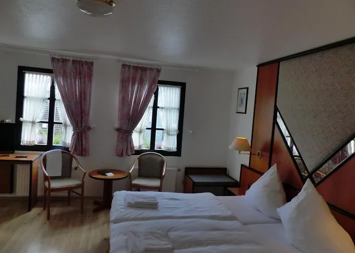 Zur Post Dabringhausen - Quiet Business Near Cologne And Dusseldorf Trade Fairs Wermelskirchen