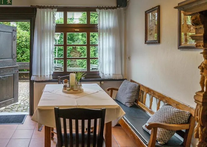 Zur Post Dabringhausen - Quiet Business Near Cologne And Dusseldorf Trade Fairs