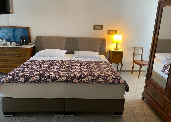 Hotel Zur Post Dabringhausen - Quiet Business Near Cologne And Dusseldorf Trade Fairs