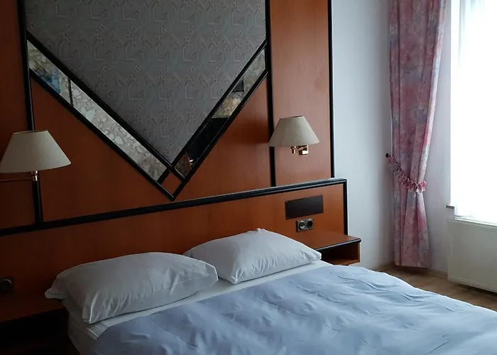 Zur Post Dabringhausen - Quiet Business Near Cologne And Dusseldorf Trade Fairs 3*