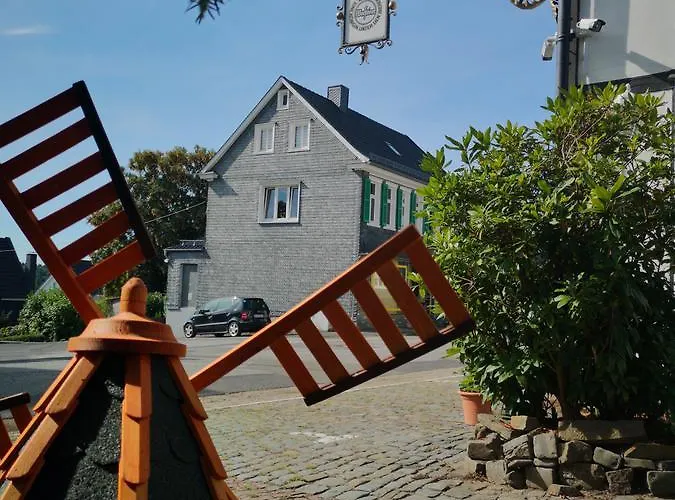 Zur Post Dabringhausen - Quiet Business Near Cologne And Dusseldorf Trade Fairs 3* Wermelskirchen