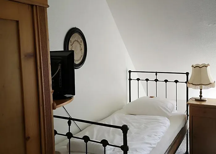 Zur Post Dabringhausen - Quiet Business Near Cologne And Dusseldorf Trade Fairs Szálloda 3*